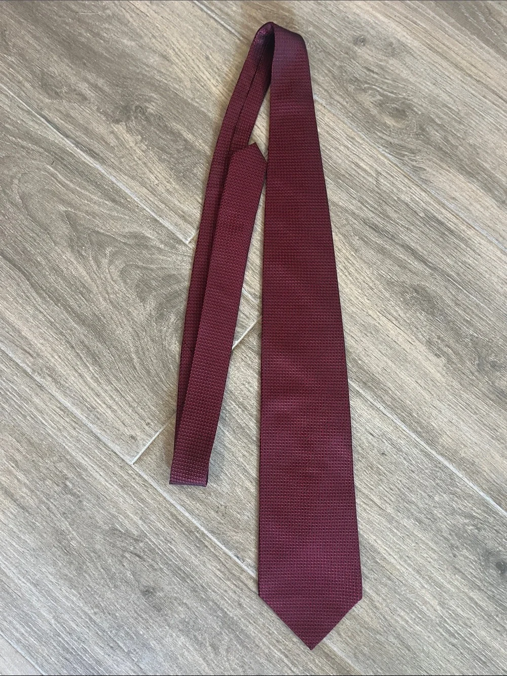 Geoffrey Beene Men's Textured Burgundy Tie